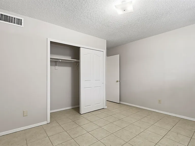2918 E Glen Dr #B — Photo 20