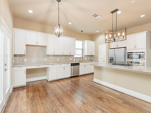 4th image of 5209 Schuler St Unit C