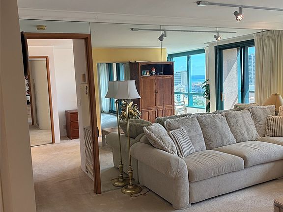 4th image of 1888 Kalakaua Ave APT 3106