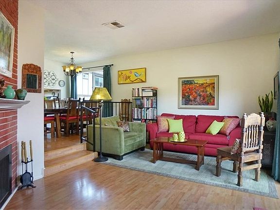 2nd image of 10480 Sunland Blvd APT 11