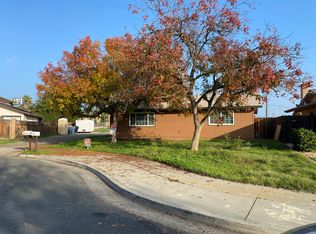 1227 N Williams St, Hanford, CA 93230
