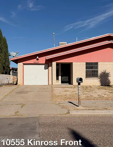 10555 Kinross Ave Photo 1