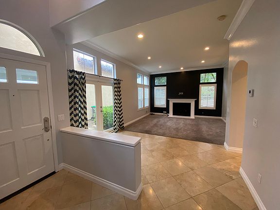 3rd image of 10745 Taulbee Ct