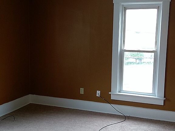 1st bedroom 2nd floor