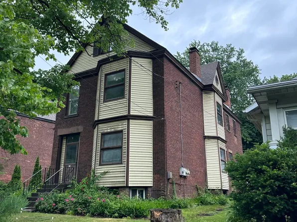 21 Sand Creek Road, Albany, NY 12205