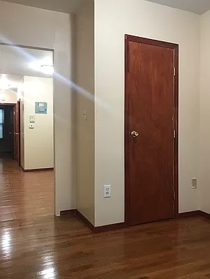 Rented by G2 Realty Group LLC | media 10