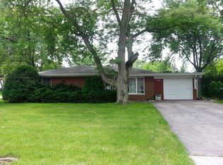 1736 Penfold Pl, Northbrook, IL 60062