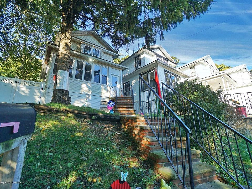 1st image of 154 York Ave