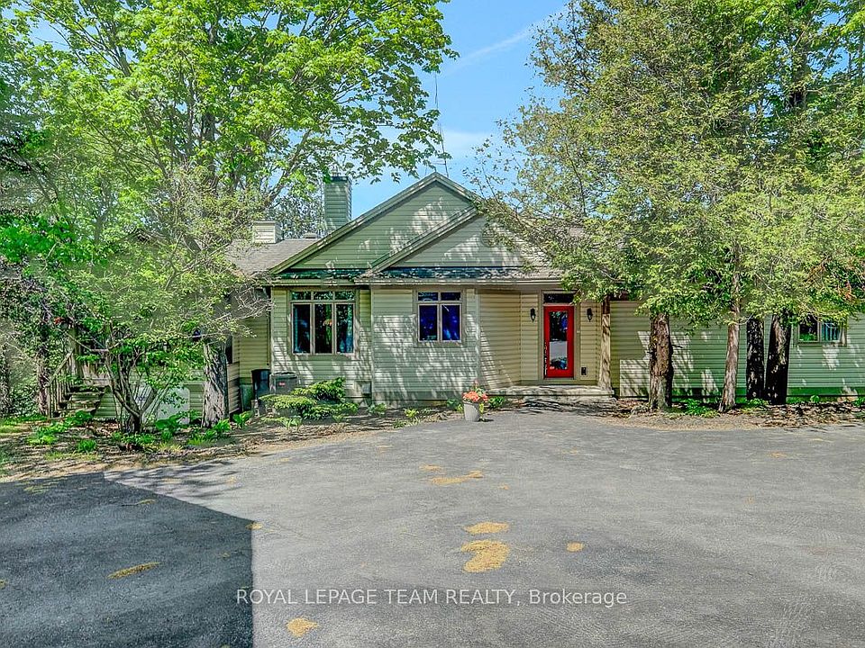 1st image of 912 Maple Hill Rd