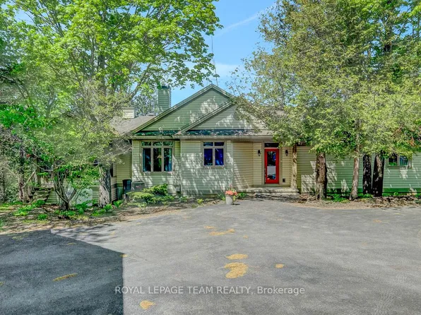 912 Maple Hill Rd, North Grenville, ON K0G 1T0