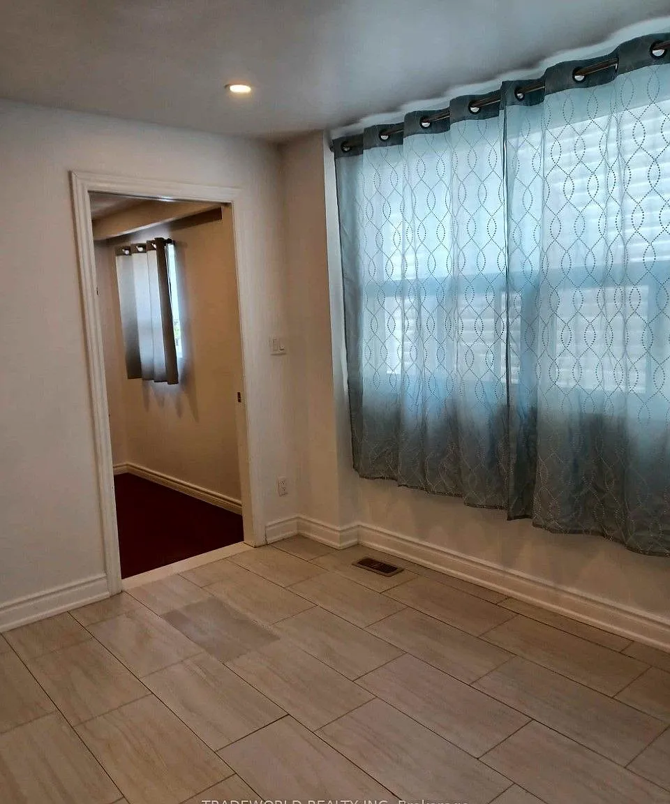 2 bed, $2,300 — Photo 4