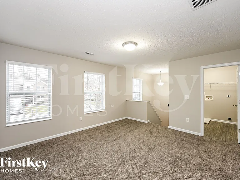 3478 Hickory Ln — Photo 6