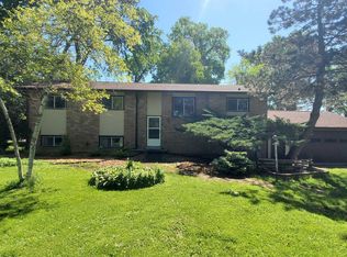 3516 Fond Du Lac Rd, Oshkosh, WI 54902