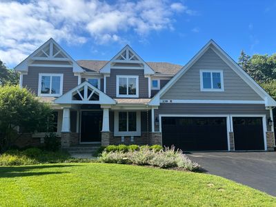 339 E Sheridan Rd, Lake Bluff, IL, 60044