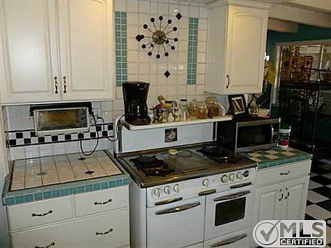 5th image of 4545-47 Quantico Ave