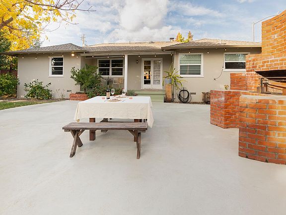 3rd image of 3270 Sonoma Avenue