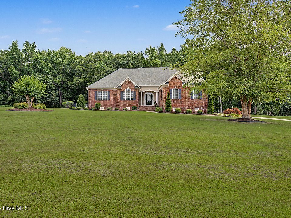 1st image of 4883 Robin Wood Court