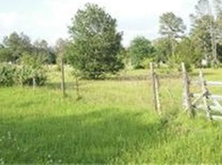 75 Forgotten Rd, Bedias, TX 77831