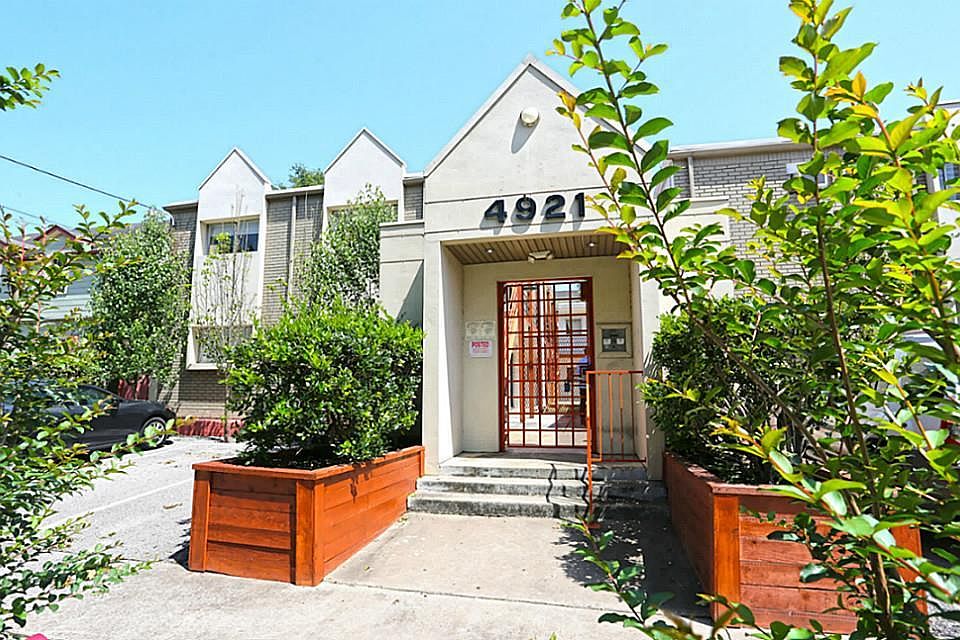 1st image of 4921 Crawford St APT 8