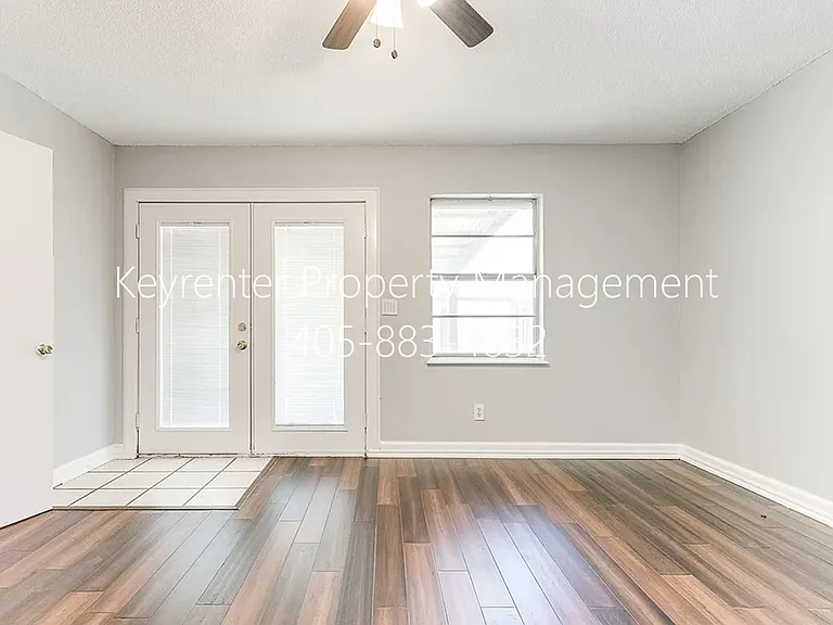 3615 SW 12th St — Photo 14