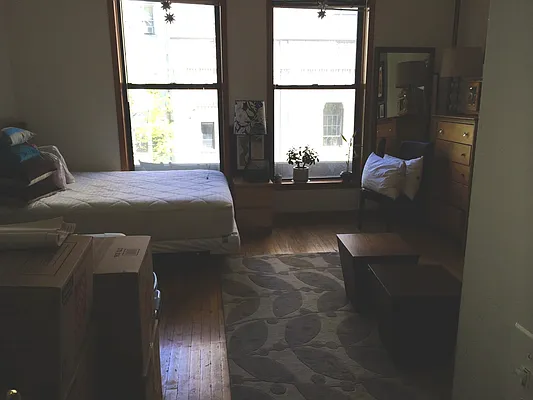 Rented by America Mecca Realty LLC | media 52