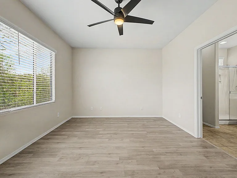 1676 W Morse Dr — Photo 17