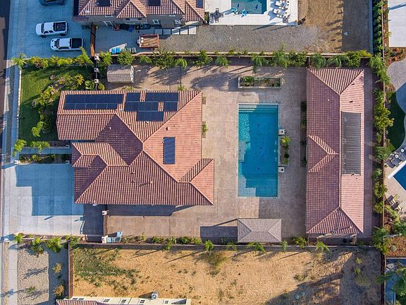 4th image of 154 Rolling Sage Cir