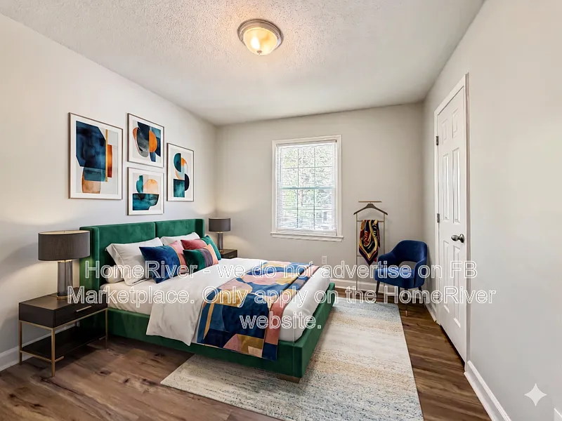 3 bed, 1.0 bath, 960 sqft, $1,350 — Photo 4