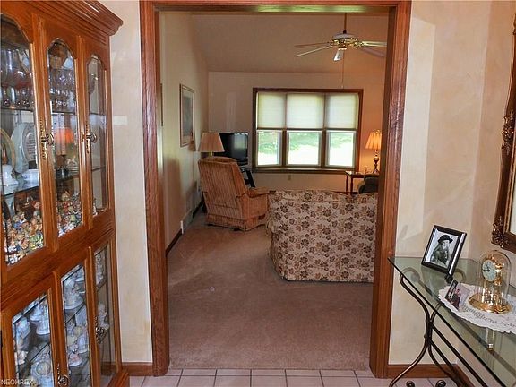 2nd image of 468-470 Shadydale Dr