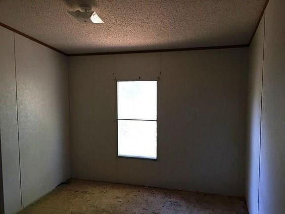 5th image of 2862 County Road 313 Loop
