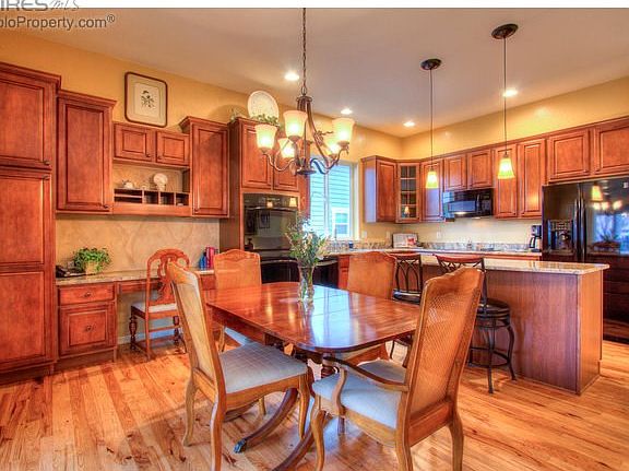 Raised Panel Maple Cabinetry