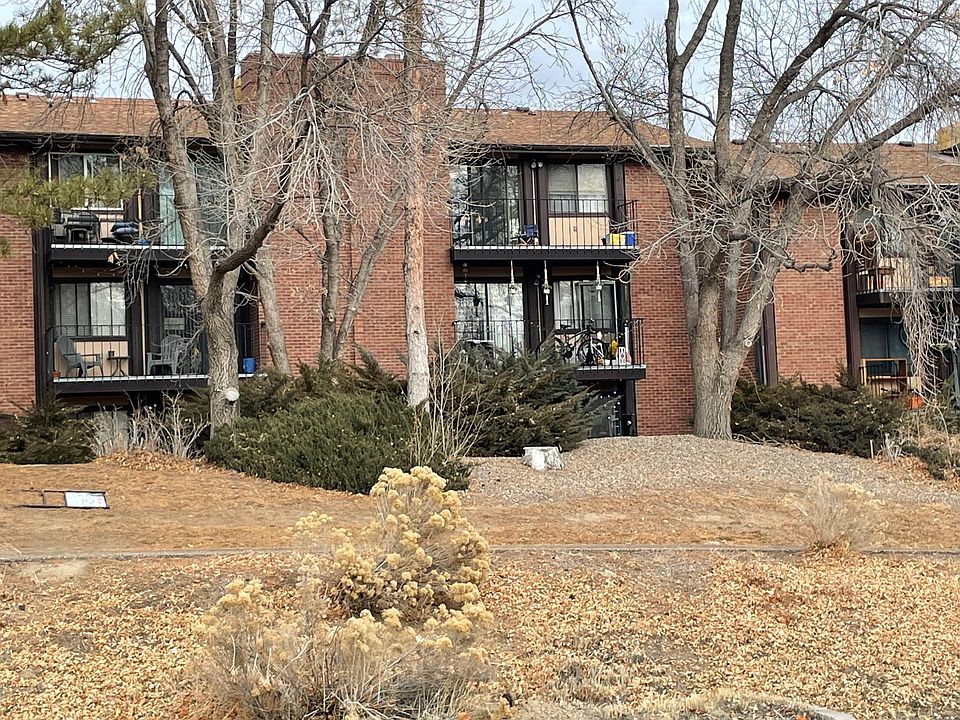 1st image of 373 Ridges Blvd APT 303