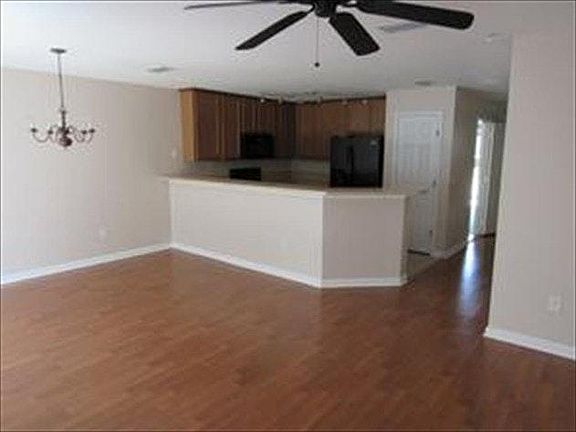 5th image of 858 S Black Cherry Dr