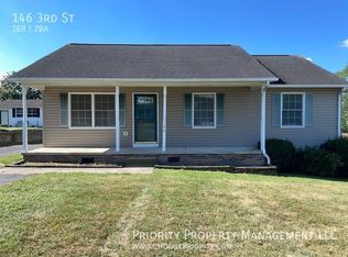 146 3rd St, Broadway, VA 22815
