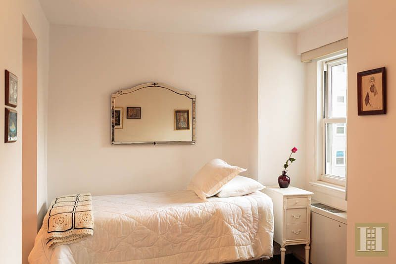 2nd image of 101 W 12th St APT 8F