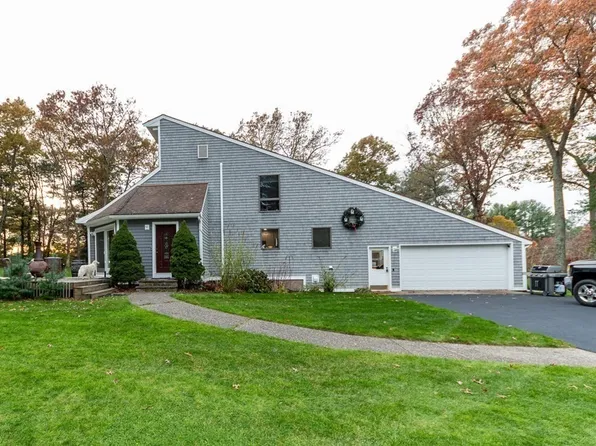 6 Leonard St, Lakeville, MA 02347