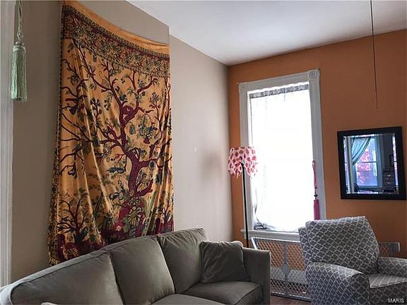 3rd image of 2433-2437 McNair Ave