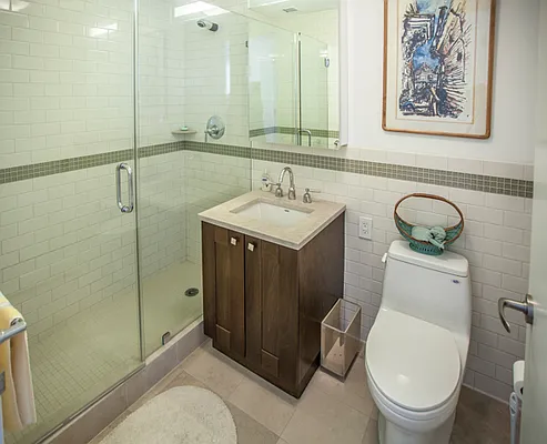 Sold by ARC Marketing LLC | media 33