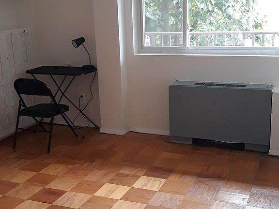 5th image of 4343 Lee Hwy APT 406