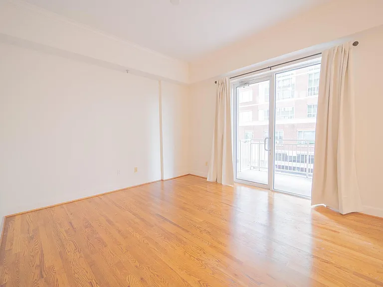 2520 Robinhood St #505 — Photo 10