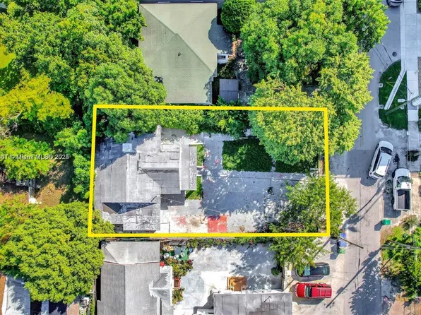 353 NE 57th St, Miami, FL 33137