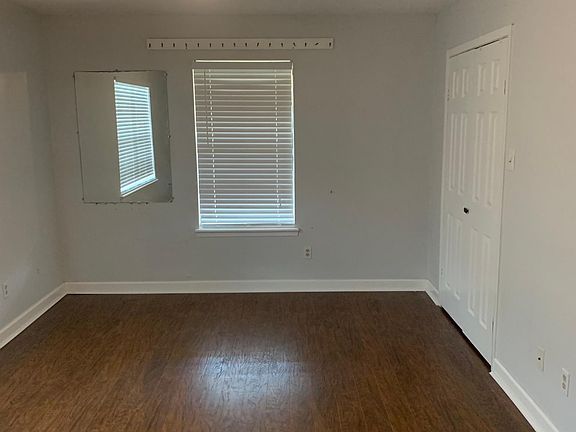 4th image of 2102 La Brisa Dr