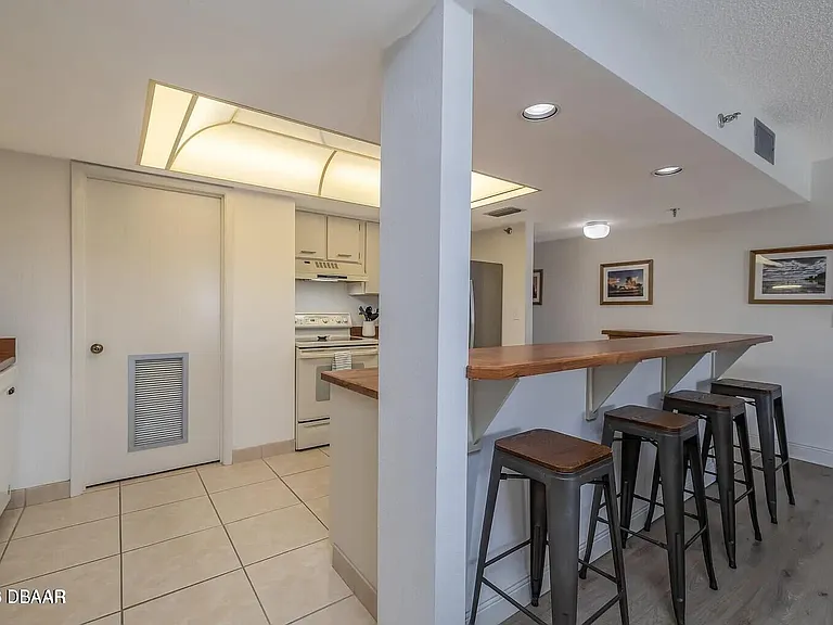 1513 Ocean Shore Blvd #2C — Photo 32