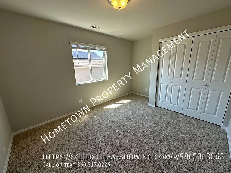 6918 Oleander Ave NE — Photo 16