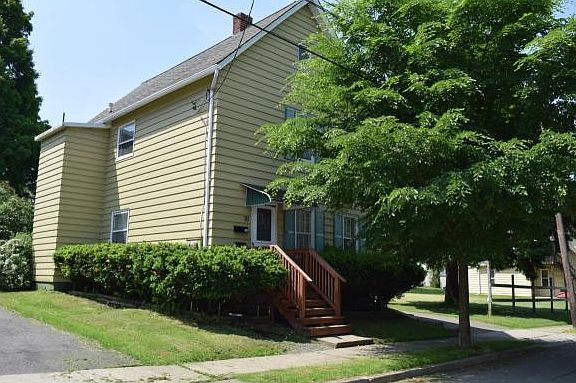 2nd image of 10 8 61/2 Lucy St