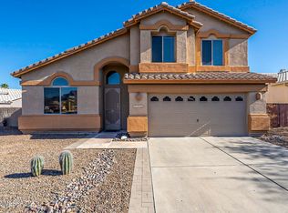 8796 N Wellside Dr, Tucson, AZ 85743
