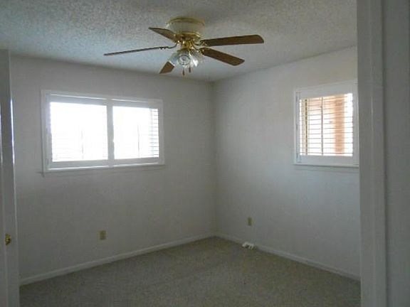 5th image of 849 S Gun Barrel Ln