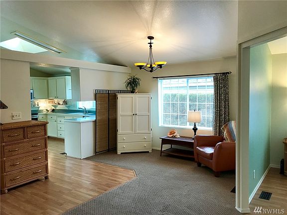 5th image of 8044 18th Ln SE #136