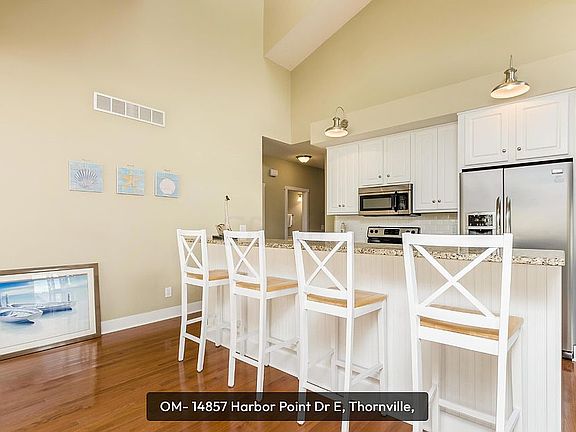 5th image of 14857 Harbor Point Dr E