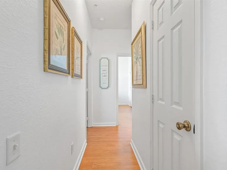 2310 Silver Palm Dr #201 — Photo 18